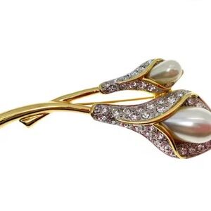 Calla Lilly Brooch / Vintage Edith Vanderbilt Pin